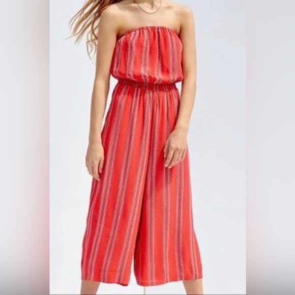 SILENCE +NOISE JACKSON STRAPLESS CULOTTE JUMPSUIT IN RED AND BLUE STRIPES SIZE S - Picture 4 of 16